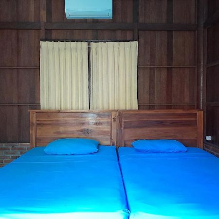 Khalisha Villa Airsatang Exterior foto